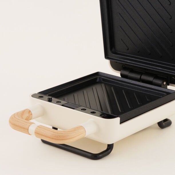 Alberto aluminum sandwich maker 13.8*22.2*9.2cm 600W, beige and grey image number 2