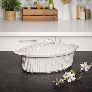 Oval Casserole With Ceramic Lid