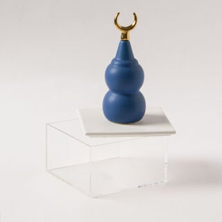 La Mesa acrylic dark blue decorative box 12*12*22.3 Cm