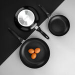 Non Stick Frypan Set Black image number 4