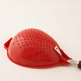 Betty crocker red 40cm colander