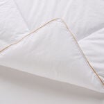Cottage cloud duvet with a down proof finish 230*220cm image number 1