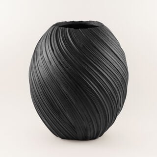 Homez Irene Planter Resin Black 45.3*45.3*51 Cm