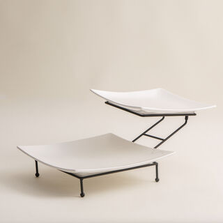 La mesa 2 tier plate set with black stand
