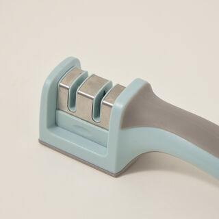 Alberto® Knife Sharpener With 2 Blades