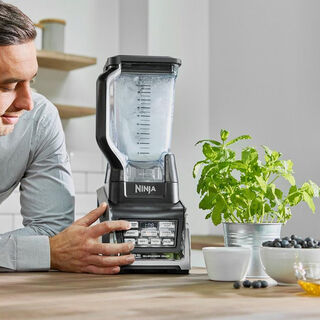 Ninja Blender Duo 1500W, Duo Comes With Single Auto Iq Base And Two Types Of Jars.