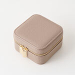 Homez travel square small faux leather jewelry box, beige 9*9*5cm image number 1