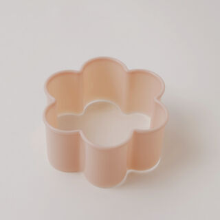 Alberto cookie cutter set 6pcs flower shaped, cream