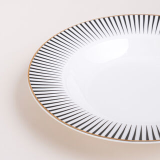 18 PCS NEW BONE PORCELAIN DINNER SET