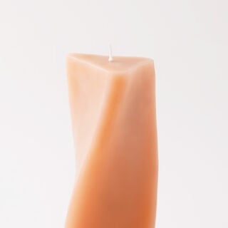Homez candle spiral triangle shape 19.5cm, orange
