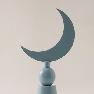 Homez metal Ramadan crescent moon with spherical base, green 32*8*15cm