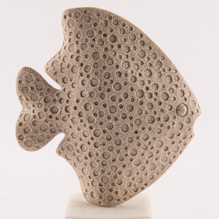 هومز قطعة ديكور ريزن شكل سمكة 16.2*7.5*25سم، بيج