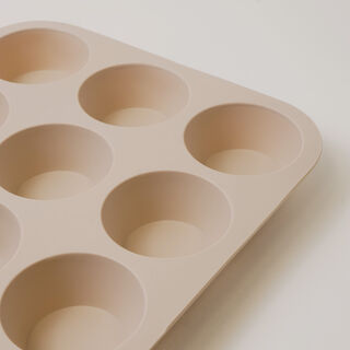 Alberto silicone muffin cake mould, 12 cups 32.5*24.8*3cm, cream