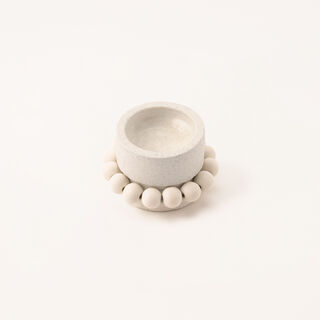 Selah collection off white ceramic candle holder 8*8*5 cm