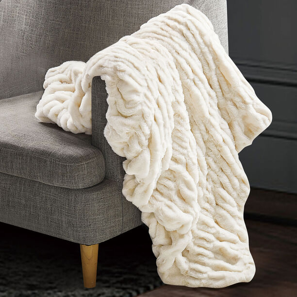 Cottage fur blanket 127*152cm in beige image number 0