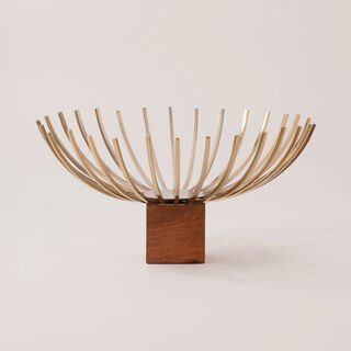 لا ميسا صحن فواكه من الستانلس ستيل والخشب 35*35*18 سم