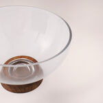 La Mesa dia 26.5cm glass bowl with acacia wood base image number 1