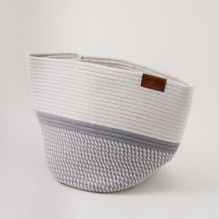 Homez woven basket 30*33 top white & bottom grey with hidden handle