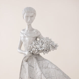Homez human decor figurine, off white
