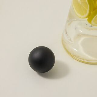 Abundance Clear Jug With Matt Black Ball Cover