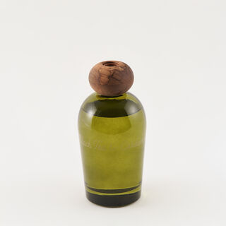 هومز موزع عطور زجاج مع أعواد، رائحة الشاي الأسود والهيل 2000 مل