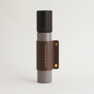 Homez black amber fragrance spray 100ml