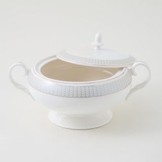 La Mesa 47 Pcs Bone Porcelain Dinner Set
