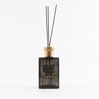Homez black forest floral scent glass diffuser with sticks 1200ml