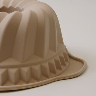 Alberto silicone bundform cake mould 28.5*24*10.5cm, cream