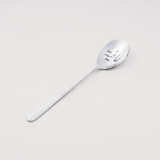 لاميسا طقم ملاعق كيك بنقشة ليزر، فضي لامع، 4 قطع