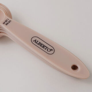 Alberto 5pcs measuring spoon set, cream