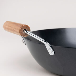 Non Stick Wok Pan With Wood Handle Round Shape Black