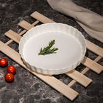 La Mesa Porcelain Round Dish Oven To Tablee image number 0