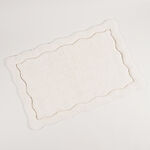 Boutique Blanche White Cotton Blend Scalloped Tufted Bathmat, 60*90 Cm image number 3
