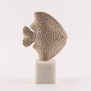 هومز قطعة ديكور ريزن شكل سمكة 16.2*7.5*25سم، بيج