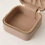 Homez travel square small faux leather jewelry box, beige 9*9*5cm image number 3