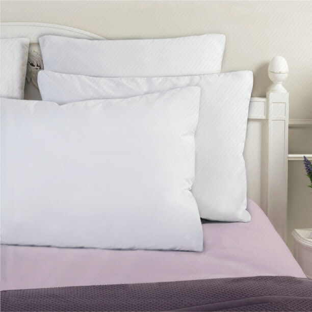 Cottage Nova Pillow White image number 0