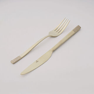 La Mesa Cutlery Set With Laser Pattern, Champagne Gold, 16 Pieces