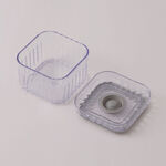 Alberto plastic striped food container with lid 10.5*10.5*8 image number 1