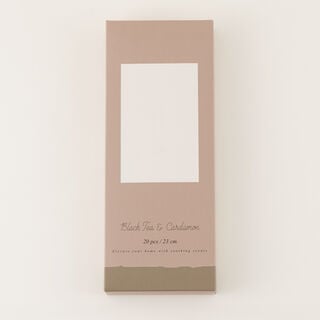 طقم فواحة معطرة أعواد مع حامل خشبي برائحة الشاي الأسود والهيل 20 قطعة