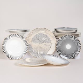 18 PCS NEW BONE PORCELAIN DINNER SET