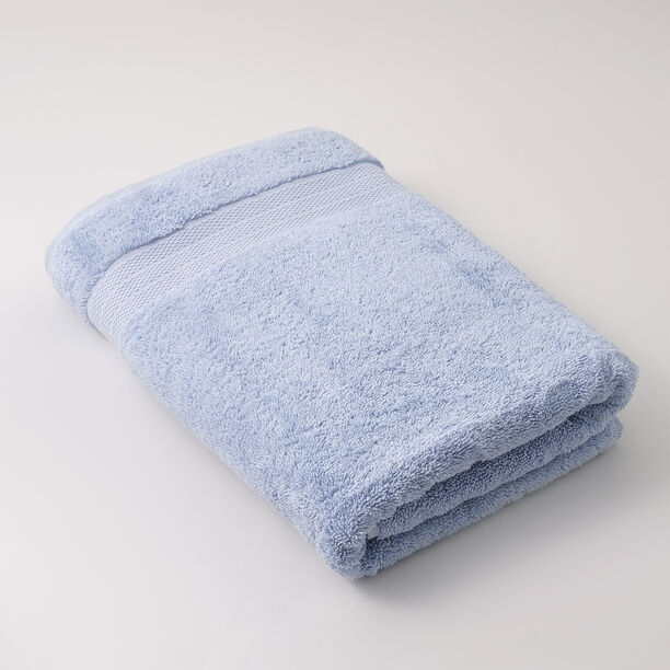 Egyptian cotton bath towel in white 140*70cm image number 0