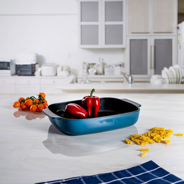 Alberto blue glass oven dish 3.8L image number 0
