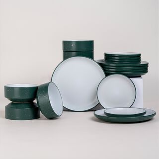 طقم سفرة 18 قطعة