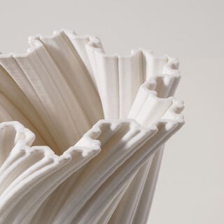 Homez Ceramic White Vase 18.4*18.4*19.5Cm