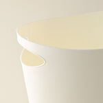 Homez 7.7L White Oval Trash Bin image number 2
