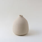 Homez Clay Stone Vase 18*18*20Cm, Offwhite image number 1