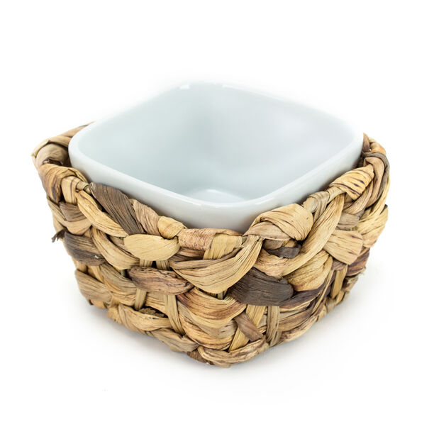 La Mesa Oven/Serving Bowl With Rattan Basket image number 1