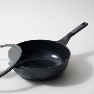 Berghoff aluminum covered wok pan 28cm, black