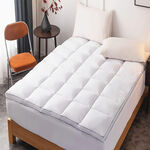 Cottage plush mattress topper with a down proof finish 200*200*10cm image number 1